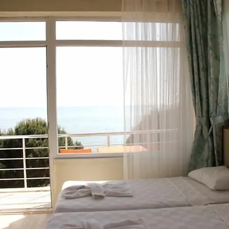 فندق Bisera إيرديك